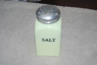 Vintage Mckee Custard Milk Glass Salt Shaker W/ Lid
