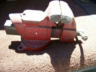Vintage Columbian D44 M2 - 4” Jaws Swivel Base Bench Vise - Made in USA 2