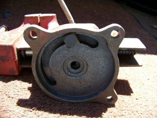 Vintage Columbian D44 M2 - 4” Jaws Swivel Base Bench Vise - Made in USA 3