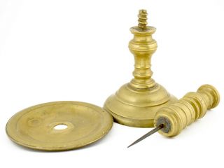 MASSIVE LATE 17TH CENTURY DUTCH COLONIAL BRASS CANDLESTICK 3