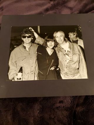 George Harrison,  Tom Petty,  Martika Vintage 7x9 Press Photo 1988 Image