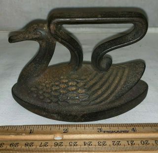 Antique Rare Large 5 Inch Figural Cast Swan Sad Iron Vintage Laundry Press Bird