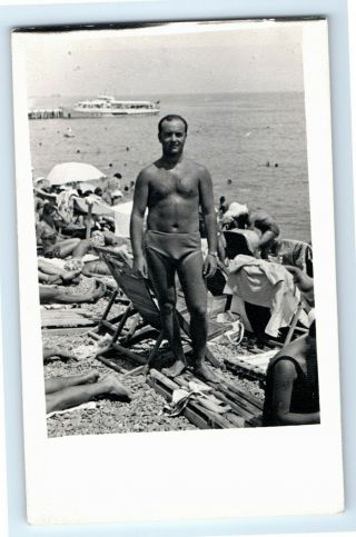 Vintage Photo Shirtless Hairy Chest Muscle Man Bulge Speedo Trunks Buddy Gay R18