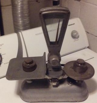 Vintage Exact Weight Scale,  Includes Two 1 Lb Weights.
