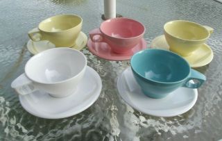 Boonton Boontonware 5 Pastel Cups & Saucers 1206 & 1202 Melamine Melmac