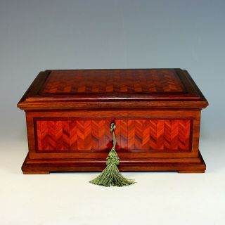 Antique French Dresser Box with Chevron Pattern Inlay and Key 3