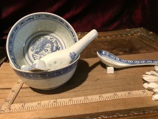 6 Piece Asian Porcelain Blue & White Rice Pattern Dragon Bowls,  Spoons & Rests 2