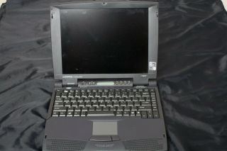 Vtg Compaq Presario 1610 Inel Pentium Processor 12 " Disc & Floppy Drive Usb Port