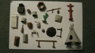 18 Different Vintage Marx Fort Apache - Western Playset Accessories - - $5.  50 Ship