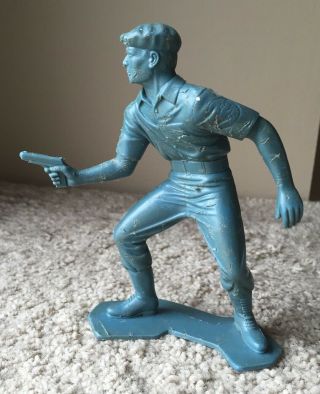 Vintage 1966 Marx Man From U.  N.  C.  L.  E.  Thrush Officer Figure Uncle Solo