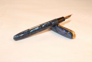 Vintage Conway Stewart No.  84 Fountain Pen - Blue Pearl Marble With A Gold Vein
