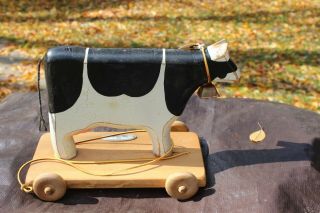 Vintage 1990 Wood Cow Pull Toy With Old Paint Platform And Wheels