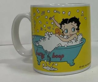King Features Syndicate Vintage 1990 Betty Boop Bathtub Coffee Mug Rare