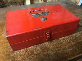 Vintage Snap - On Kra - 65b Red Toolbox