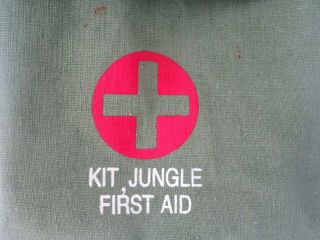 Vintage Jungle First Aid Kit Army Green Canvas Medic Bag With Belt Loop 2