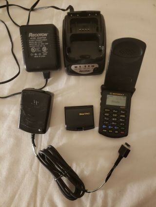 Collectible Black Motorola StarTAC Flip Cell Phone Vintage (VERIZON) 2