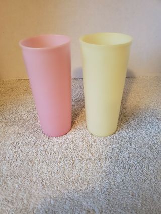2 Vtg Pastel Tupperware 107 Tumblers Cups 16 Oz Plastic Pink And Yellow