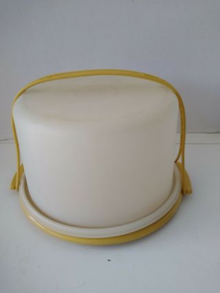 Vtg Tupperware 12 " Round Large Harvest Gold Cake Carrier Taker Keeper W/handle