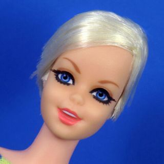 Vintage Mattel Platinum Twiggy Doll Out - Of - The - Box Dark Brows :)