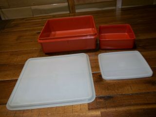 2 - Tupperware Paprika Containers Sandwich & 9 " X 9 " Stack & Store 1458 & 514