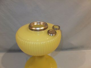 1938 Yellow Moonstone Vertique Aladdin oil Lamp 2