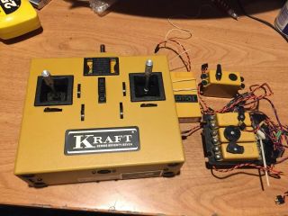 Vintage Kraft Series 78 Rc Model Radio Control Transmitter And Servos