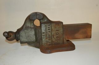 Vintage Yost Cast Iron Work Bench Vise Model 104 Meadville Pa Usa 45lbs