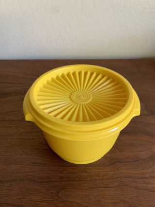 Tupperware Vintage Servalier Yellow Bowl 886 W/ Seal 20 Oz