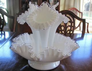 Vintage Fenton Silver Crest Milk Glass Epergne 3 Horn Bowl Vase Centerpiece