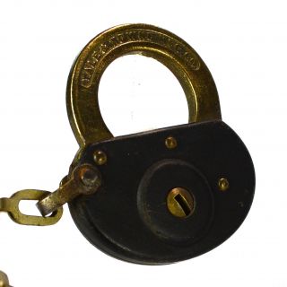 Yale & Towne Padlock Brass Vintage Old Antique Lock Oval Chain (no Key)