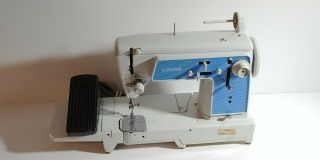 Singer 632 G Vintage Sewing Machine Made In Germany With Foot Peddle