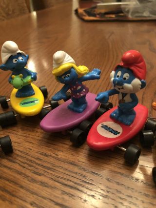 Vintage Set of 6 Skateboarding Smurfs - Rare Hardees promo items - PEYO Papa 2