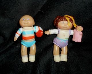 2 Vintage Cabbage Patch Kids Poseable Baby Boy & Girl Pvc Doll Figurine Toy