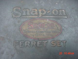 Antique Vintage Snap - On Empty Toolbox Case Ferret Ratchet Socket Set Tool Box