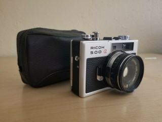 Ricoh 500g Vintage Rangefinder 35mm Camera And Pouch 40mm 1:2.  8 Lens