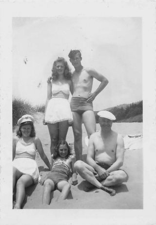 Shirtless Men Swim Suit Trunk Bikini Top Women Beach Bulge Vtg Gay Int Photo S56