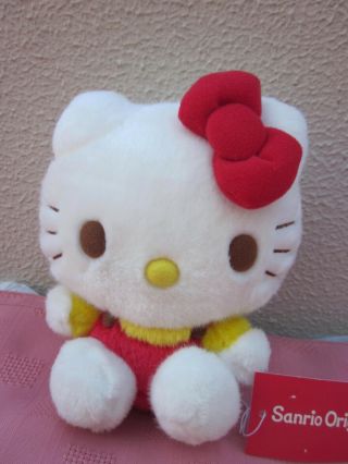 Hello Kitty Plush Doll W/ Tags Attach,  Plush Doll W/ Red Bow,  6 1/2 Inch