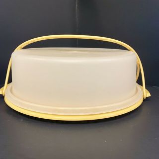 Vintage Tupperware Harvest Gold Cake Pie Carrier With Handle