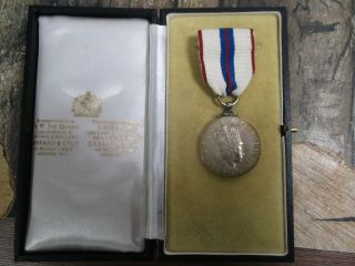 Vtg Medal Pin Canada