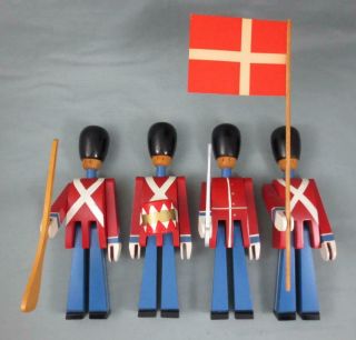 Vtg Set Of 4 Kay Bojesen Denmark Wooden Toy Soldiers - Rifle,  Drum,  Sword,  Flag