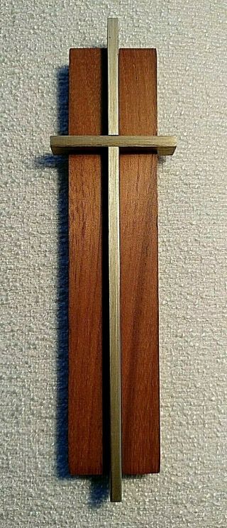 Vintage Wood And Brass Wall Cross With Sleek Modern Style