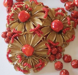 Vintage Miriam Haskell Gold Gilt Brass Red Coral Art Glass Bead Flower Necklace