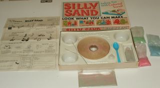Vintage Silly Sand FUNTASTIC 1967 w/Box Includes Instructions Craft Play Retro 3