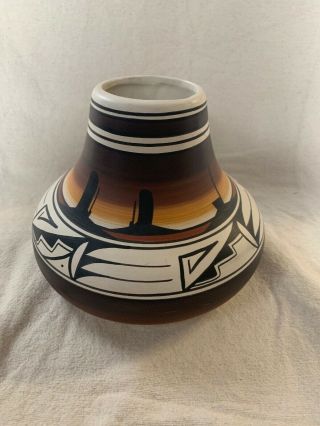 Vintage Etched Navajo Indian Pottery Jar Signed By Artist 7” X 8”