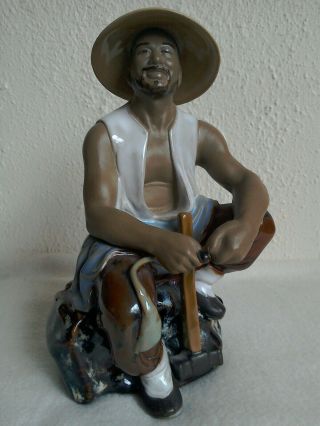 Vintage Chinese Shiwan Labourer Mudman Figurine 20 Cm Tall.