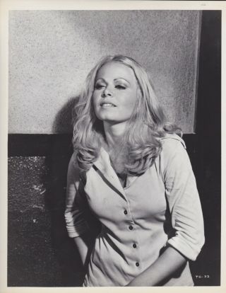 1972 Vintage Press Photograph Sally Struthers - " The Getaway "