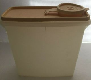 Tupperware 469 - 6 Sheer Cereal Container W/ Almond Lid Seal 12 Cup