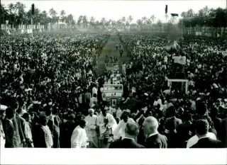 Vintage Photograph Of Pope Paul Vi In India