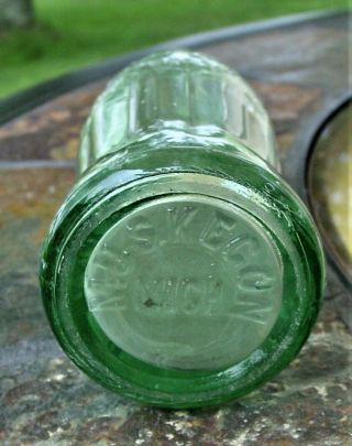 Vintage Coca - Cola Coke Green Glass Bottle Muskegon Michigan 6.  5 Ounce 3