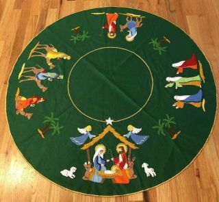 Vintage Hand Sewn Bucilla Green Felt Nativity Christmas Tree Skirt Wisemen 43 "